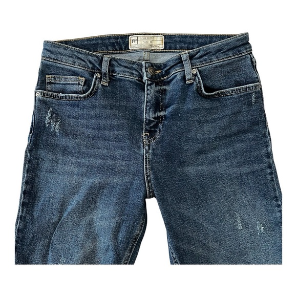 Free People Womens Boho Distressed Mid Rise Blue Jeans Straight Leg Crop Sz 28 - Picture 3 of 8